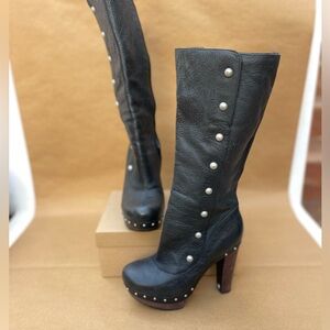 Ugg high heel leather winter boots 9